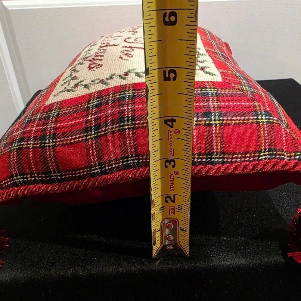 N/A decorative lumbar